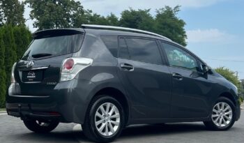 Toyota   Verso    112 KM    Manualna    FWD (przód)    Szary full