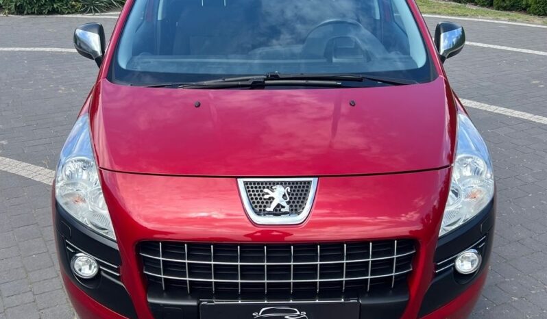 Peugeot   3008    112 KM    Manualna    FWD (przód)    Bordowy full