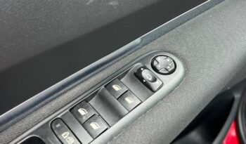 Peugeot   3008    112 KM    Manualna    FWD (przód)    Bordowy full