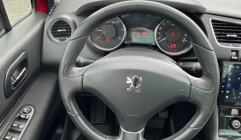 Peugeot   3008    112 KM    Manualna    FWD (przód)    Bordowy full
