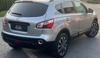 Nissan   Qashqai    141 KM    Manualna    FWD (przód)    Szary full