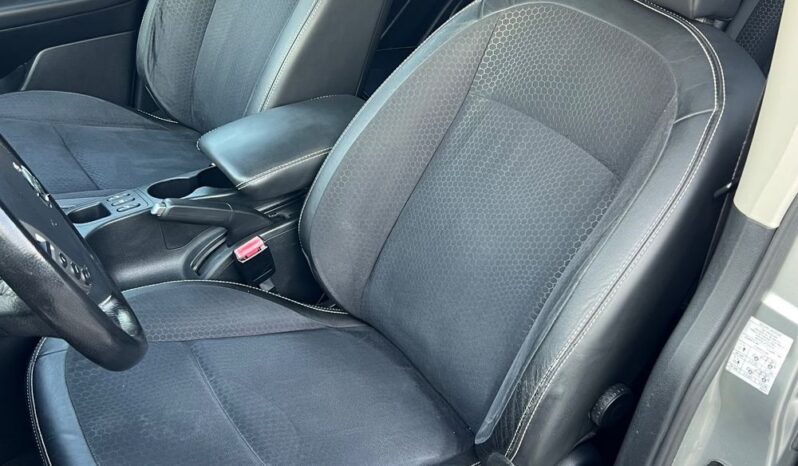 Nissan   Qashqai    141 KM    Manualna    FWD (przód)    Szary full