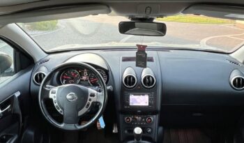 Nissan   Qashqai    141 KM    Manualna    FWD (przód)    Szary full