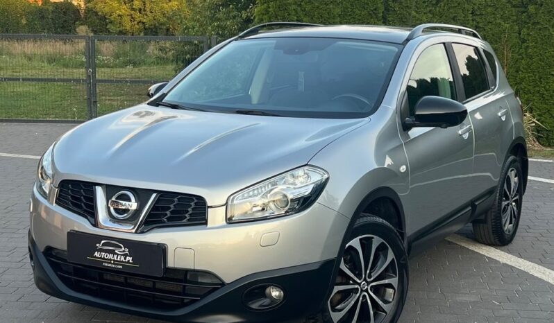 Nissan   Qashqai    141 KM    Manualna    FWD (przód)    Szary full