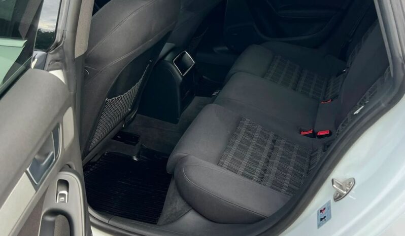 Audi   A5 Sportback    177 KM    Automatyczna    4×4 (stały)    Biały full
