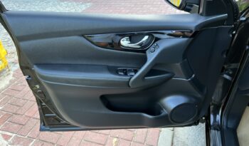 Nissan Qashqai | FWD (przód) | Manualna | 163 KM | Czarny full