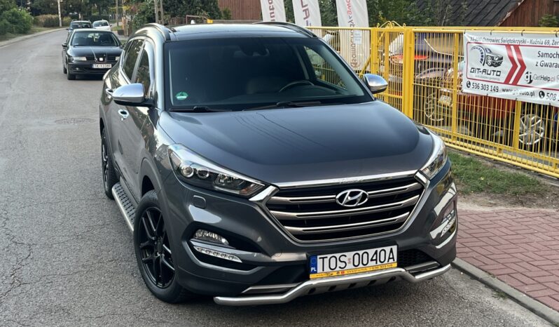 Hyundai Tucson | 4×4 (doł. automatycznie) | Manualna | 136 KM | Szary full
