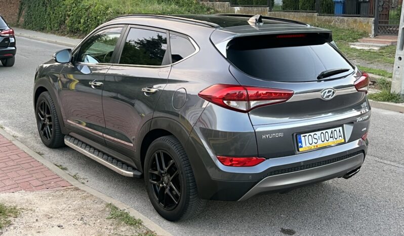 Hyundai Tucson | 4×4 (doł. automatycznie) | Manualna | 136 KM | Szary full