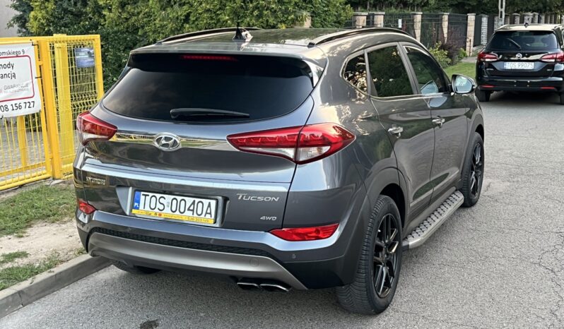 Hyundai Tucson | 4×4 (doł. automatycznie) | Manualna | 136 KM | Szary full