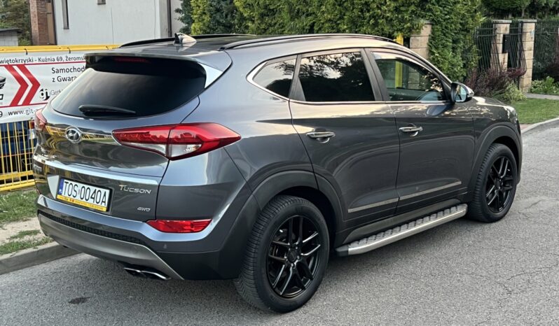 Hyundai Tucson | 4×4 (doł. automatycznie) | Manualna | 136 KM | Szary full