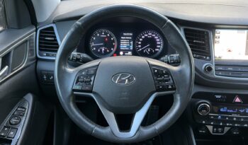 Hyundai Tucson | 4×4 (doł. automatycznie) | Manualna | 136 KM | Szary full