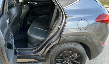 Hyundai Tucson | 4×4 (doł. automatycznie) | Manualna | 136 KM | Szary full