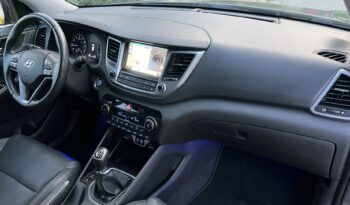 Hyundai Tucson | 4×4 (doł. automatycznie) | Manualna | 136 KM | Szary full