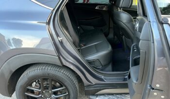 Hyundai Tucson | 4×4 (doł. automatycznie) | Manualna | 136 KM | Szary full