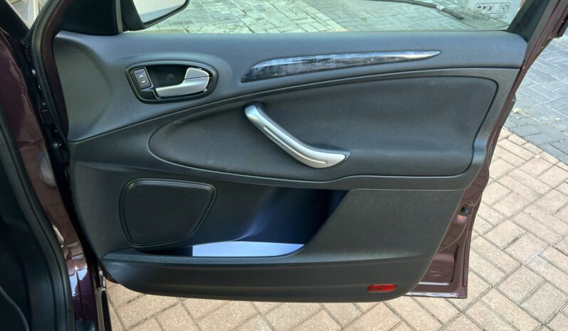 Ford Galaxy | FWD (przód) | Manualna | 145 KM | Inny kolor full