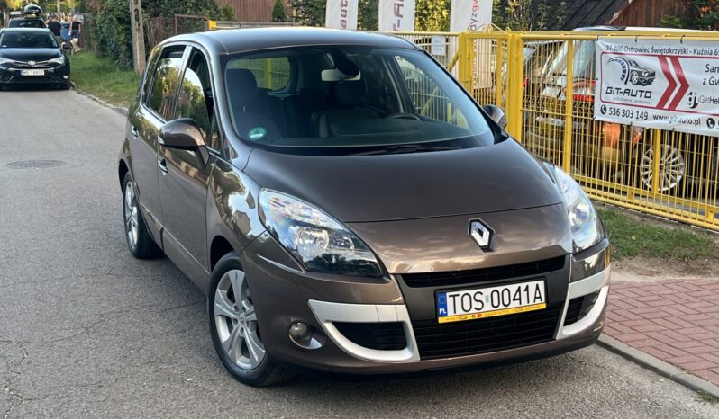 Renault Scenic | FWD (przód) | Manualna | 110 KM | Brązowy full