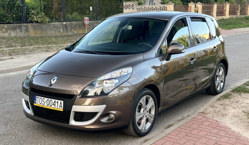 Renault Scenic | FWD (przód) | Manualna | 110 KM | Brązowy full