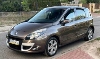 Renault Scenic | FWD (przód) | Manualna | 110 KM | Brązowy full