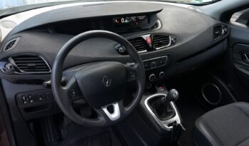 Renault Scenic | FWD (przód) | Manualna | 110 KM | Brązowy full