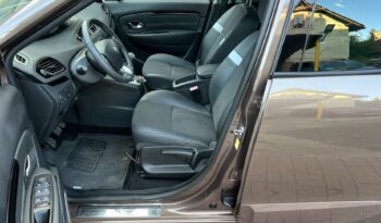 Renault Scenic | FWD (przód) | Manualna | 110 KM | Brązowy full