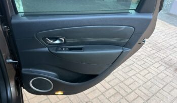 Renault Scenic | FWD (przód) | Manualna | 110 KM | Brązowy full