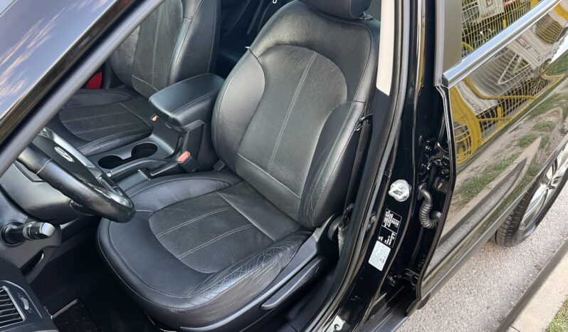 Hyundai ix35 | 4×4 (doł. automatycznie) | Automatyczna |  KM | Czarny full