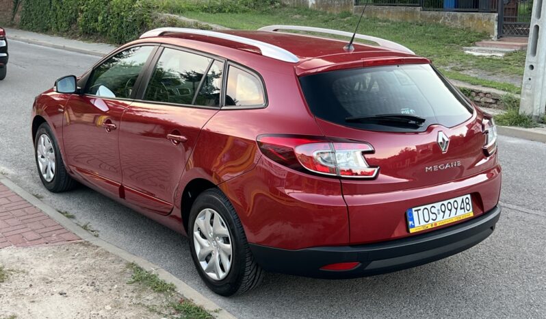 Renault Megane | FWD (przód) | Manualna | 110 KM | Bordowy full