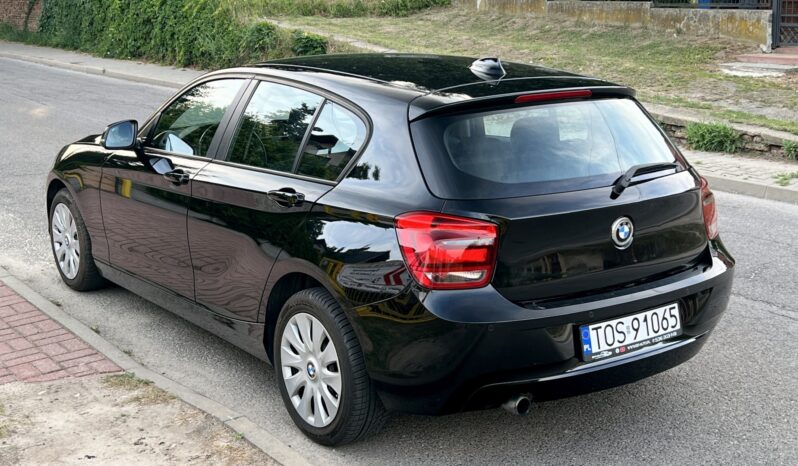 BMW Seria 1 | RWD (tył) | Manualna | 136 KM | Czarny full