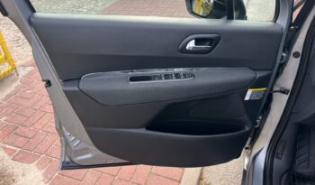 Peugeot 5008 | FWD (przód) | Manualna | 150 KM | Srebrny full