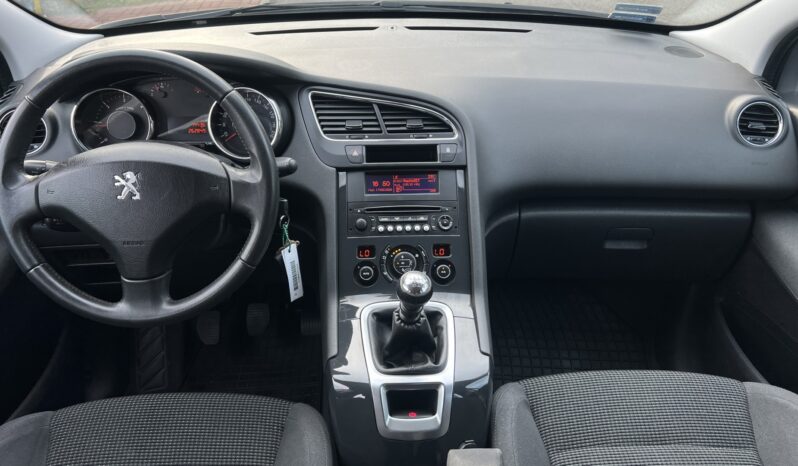 Peugeot 5008 | FWD (przód) | Manualna | 150 KM | Srebrny full