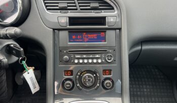 Peugeot 5008 | FWD (przód) | Manualna | 150 KM | Srebrny full