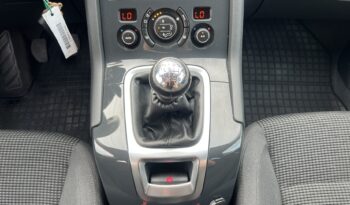 Peugeot 5008 | FWD (przód) | Manualna | 150 KM | Srebrny full