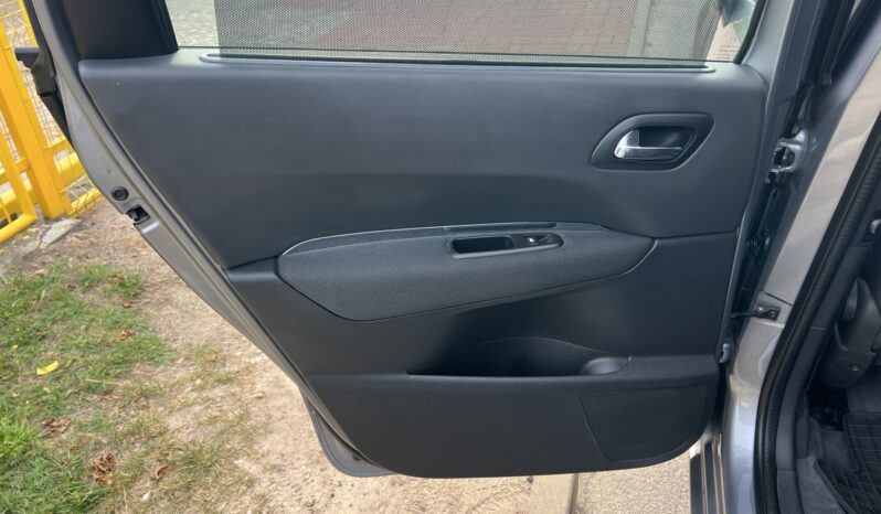 Peugeot 5008 | FWD (przód) | Manualna | 150 KM | Srebrny full