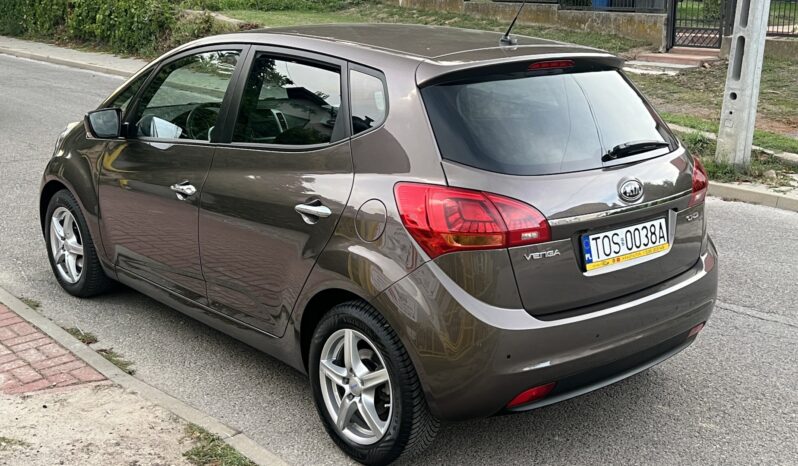 Kia Venga | FWD (przód) | Manualna | 128 KM | Brązowy full