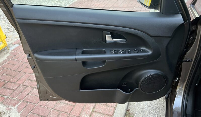 Kia Venga | FWD (przód) | Manualna | 128 KM | Brązowy full
