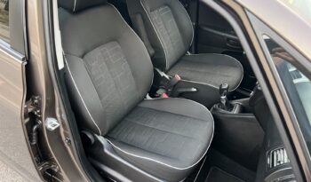 Kia Venga | FWD (przód) | Manualna | 128 KM | Brązowy full