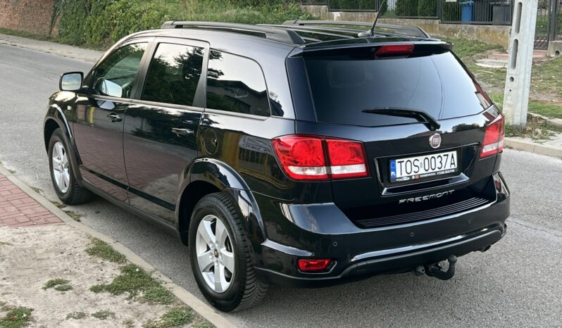 Fiat Freemont | FWD (przód) | Manualna | 140 KM | Granatowy full