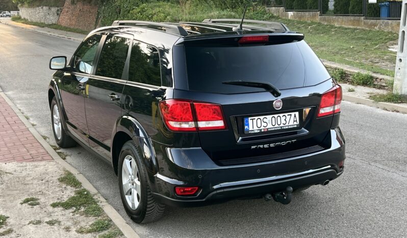 Fiat Freemont | FWD (przód) | Manualna | 140 KM | Granatowy full