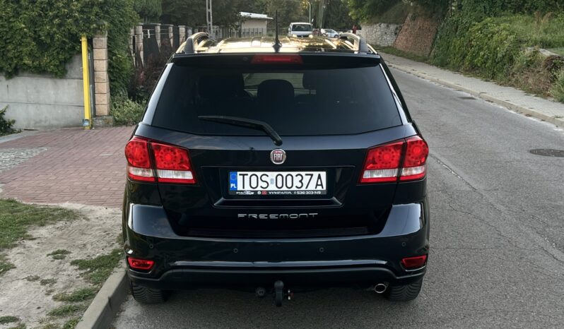 Fiat Freemont | FWD (przód) | Manualna | 140 KM | Granatowy full