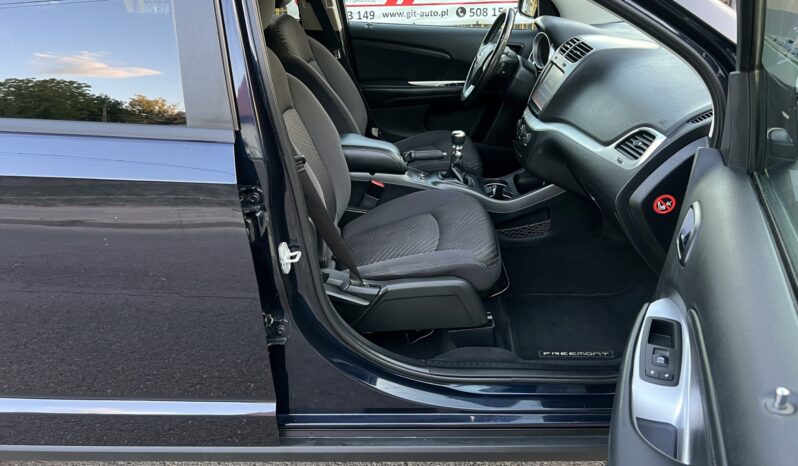 Fiat Freemont | FWD (przód) | Manualna | 140 KM | Granatowy full