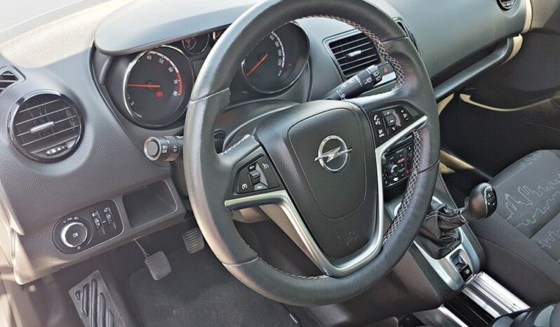 Opel Meriva | FWD (przód) | Manualna | 100 KM | Biały full
