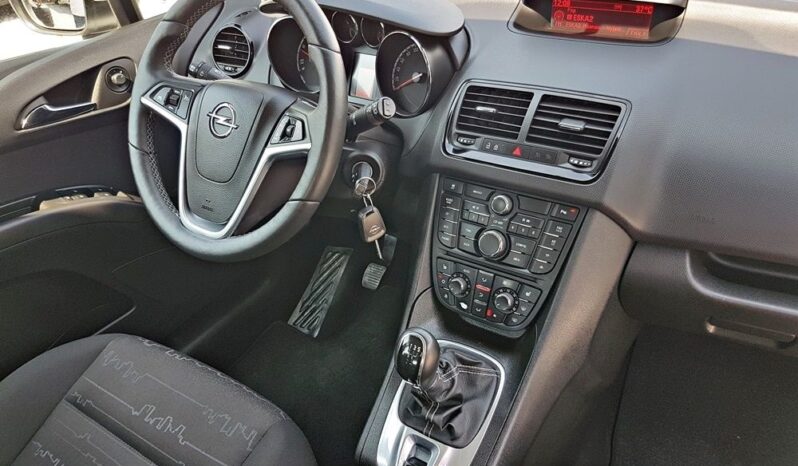 Opel Meriva | FWD (przód) | Manualna | 100 KM | Biały full