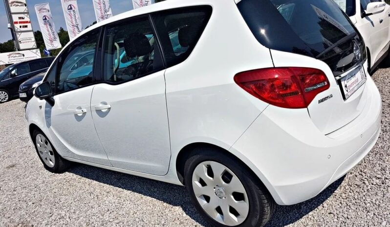 Opel Meriva | FWD (przód) | Manualna | 100 KM | Biały full