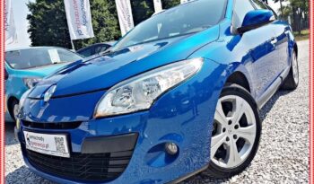 Renault Megane | Fwd (Przód) | Automatyczna | 140 Km | Niebieski