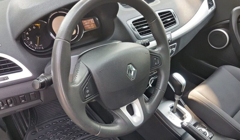 Renault Megane | FWD (przód) | Automatyczna | 140 KM | Niebieski full