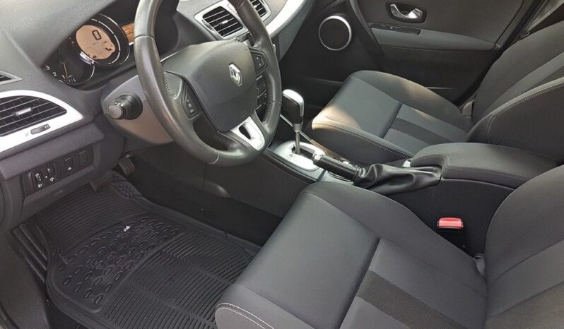 Renault Megane | FWD (przód) | Automatyczna | 140 KM | Niebieski full