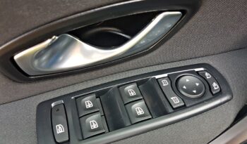 Renault Megane | FWD (przód) | Automatyczna | 140 KM | Niebieski full