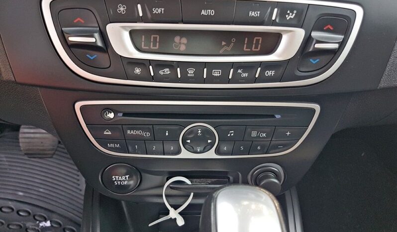 Renault Megane | FWD (przód) | Automatyczna | 140 KM | Niebieski full