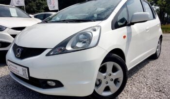 Honda Jazz | FWD (przód) | Manualna | 90 KM | Biały full