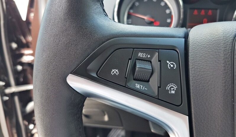 Opel Mokka | 4×4 (stały) | Manualna | 140 KM | Brązowy full